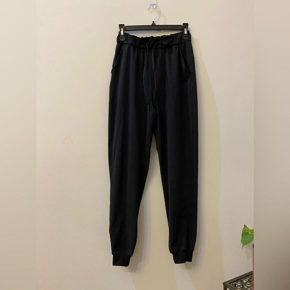 Lululemon Joggers Women Size 4 - Picture 1 of 10